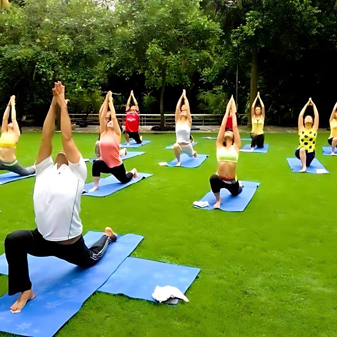 Students of Shivalya Yoga Peeth