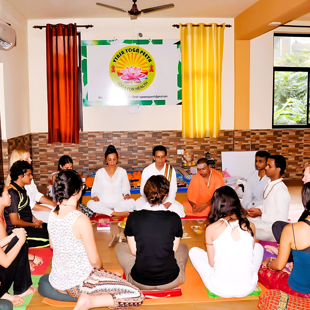 Students of Shivalya Yoga Peeth